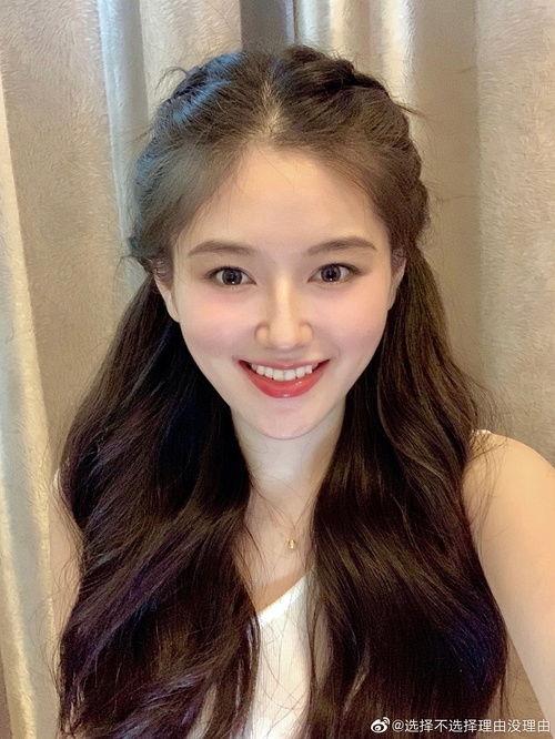 吃瓜网红qq免费,免费畅享娱乐盛宴